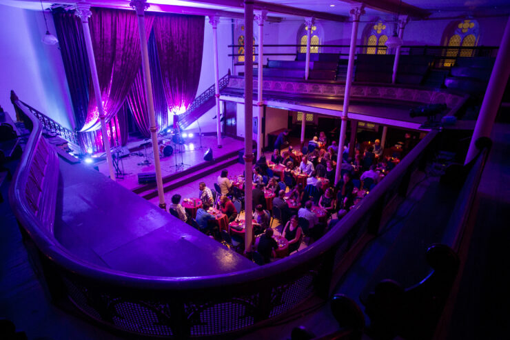 LE BALCON | Exhilarating Dinner-Shows In Montreal Cabaret