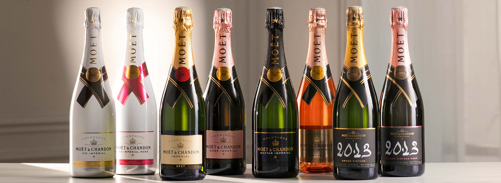 Champagne bottles in various sizes, Imperial, Moet et Chandon winery, LVMH  luxury goods group, Louis Vuitton Moet Hennessy, Epernay, Champagne, Marne,  France, Europe