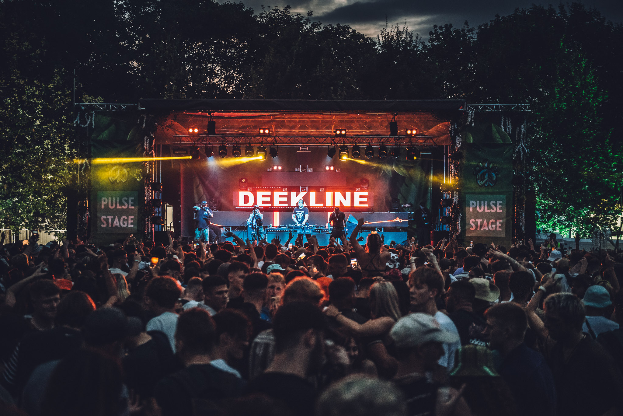Calling all Junglists & Garage Steppers | UK Bass Music icon DEEKLINE performs on Saturday! 3