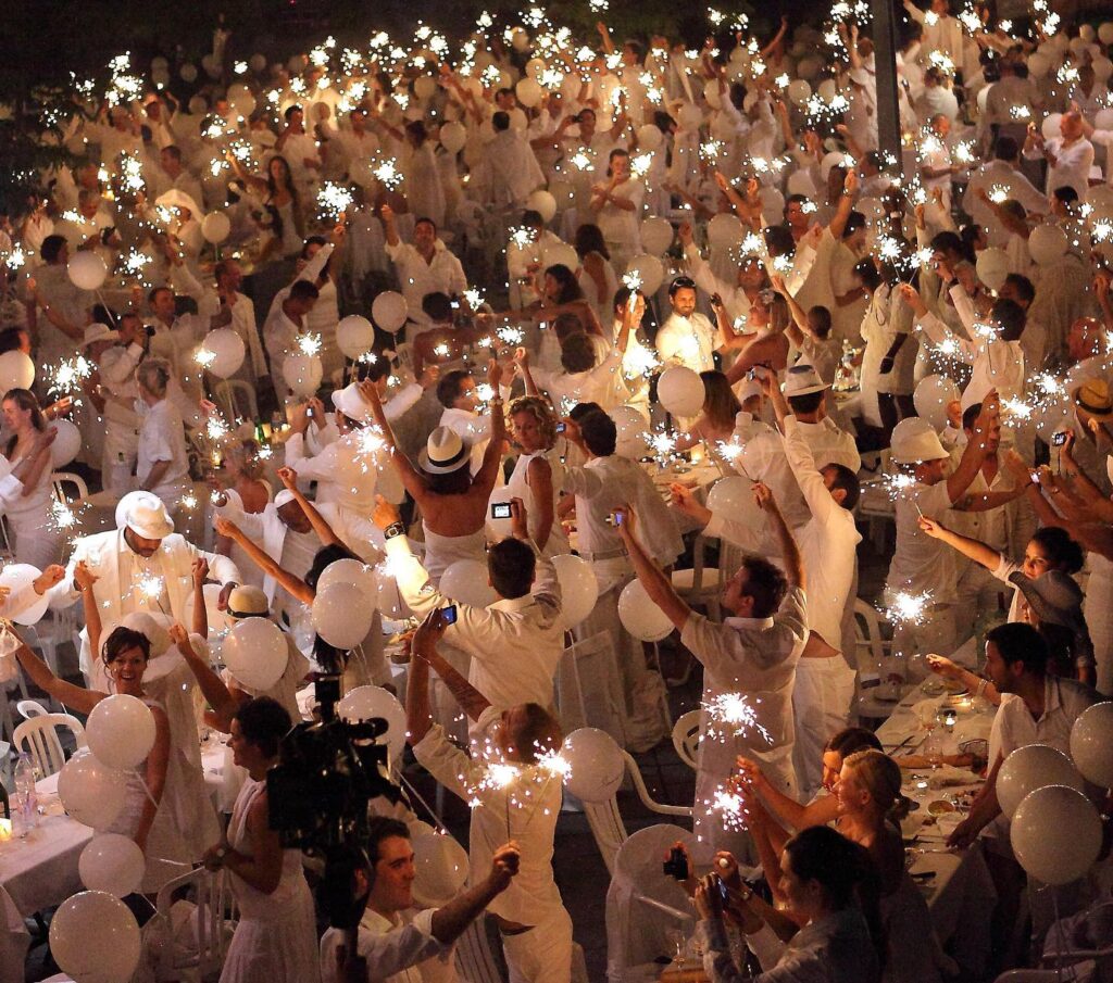Diner en Blanc