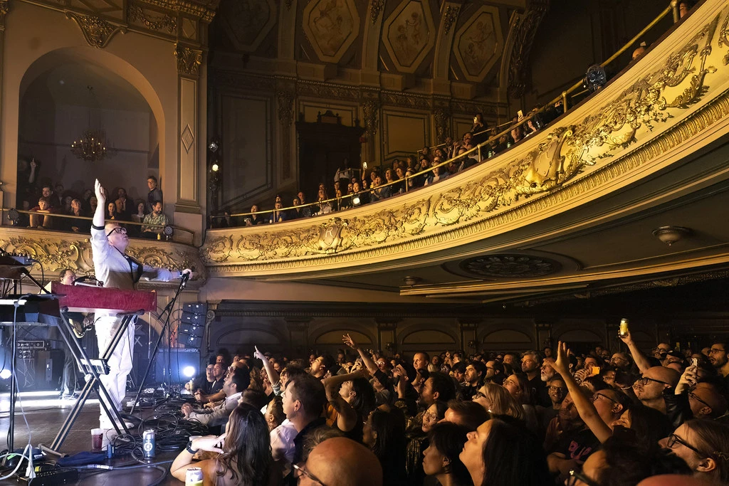 POP Montreal 2024 | Opera, Indie Icons, and the Night's Unexpected Twists 5