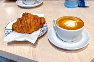 Top Coffee Shops in Montreal for Remote Work and Productivity