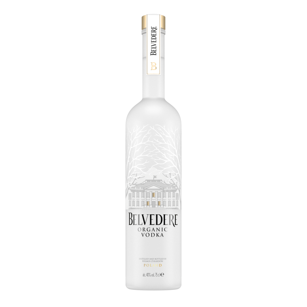 The 5 Bottles Every Stylish Home Mini Bar Needs (According to Montreal Mixologists)