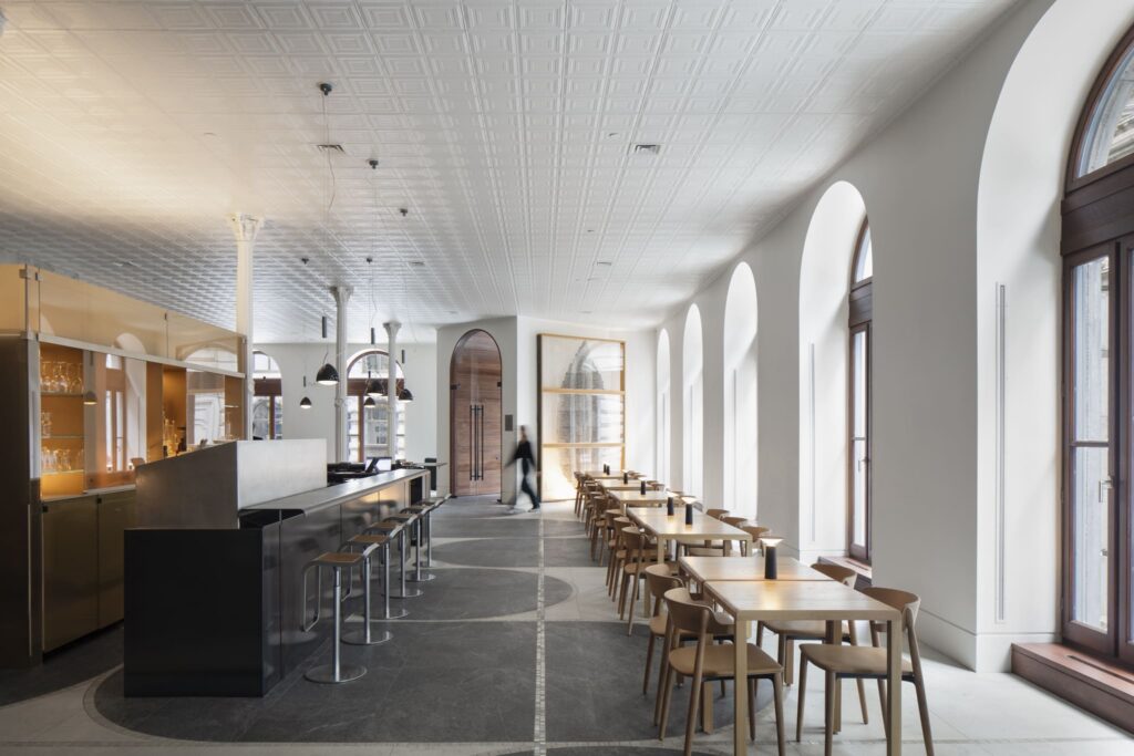 Hôtel Gault: The Perfect Setting